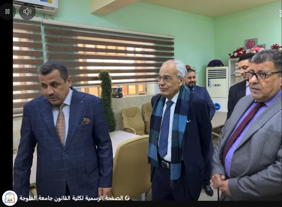 Received the visiting professor (external examiner)
