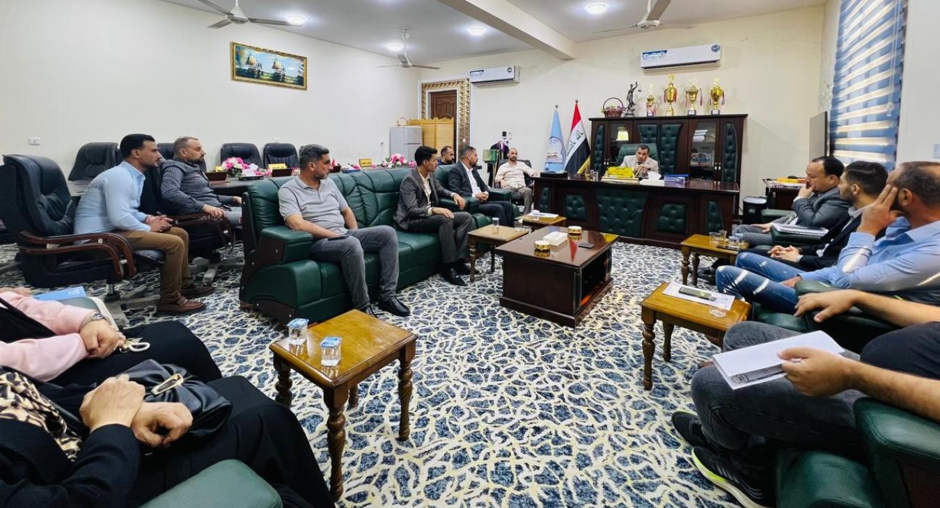 held a meeting with the heads of divisions
