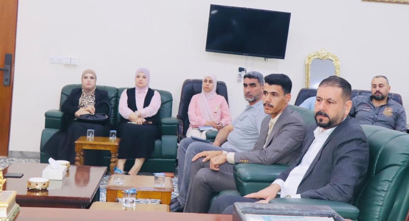 held a meeting with the heads of divisions