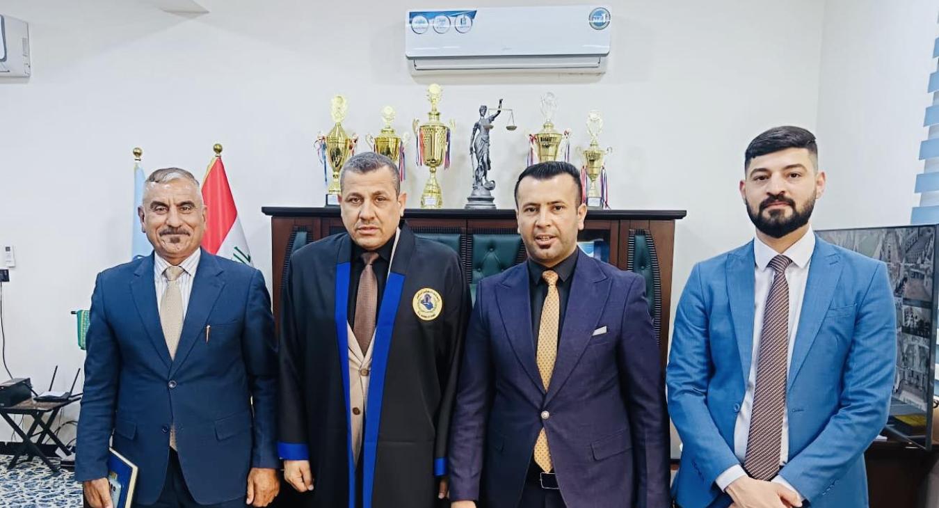 a delegation from the Iraqi Jurists Union on an official visit